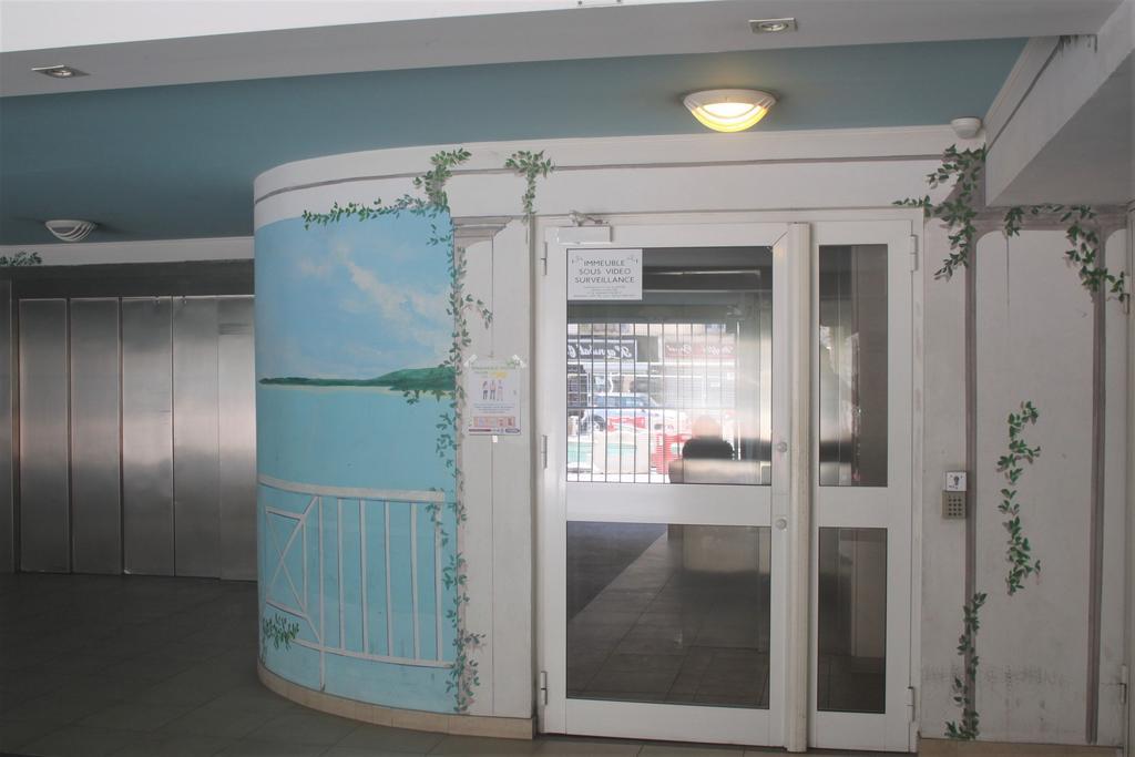 Top Floor Apartment Santa Barbara Ница Екстериор снимка