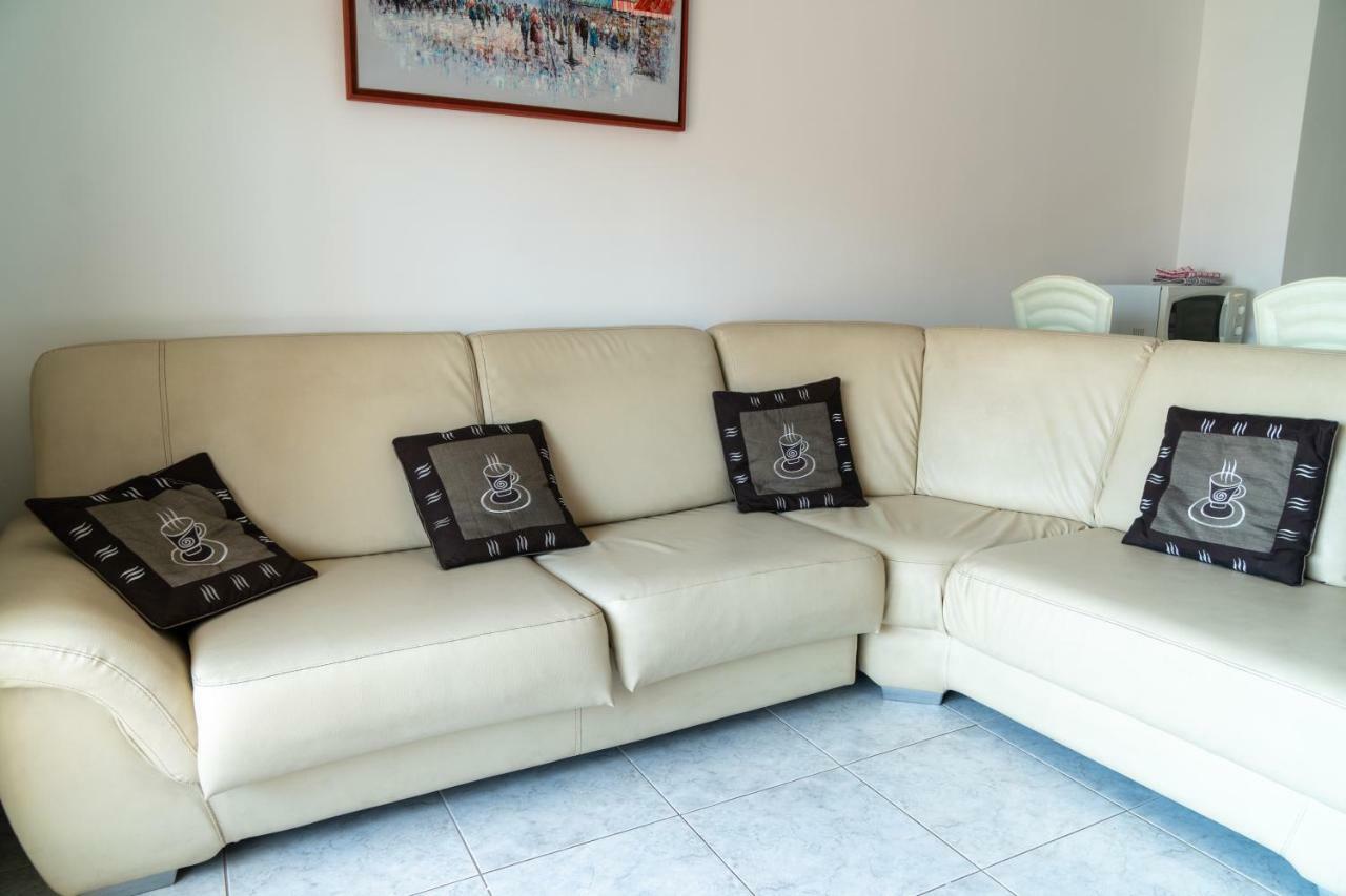 Top Floor Apartment Santa Barbara Ница Екстериор снимка