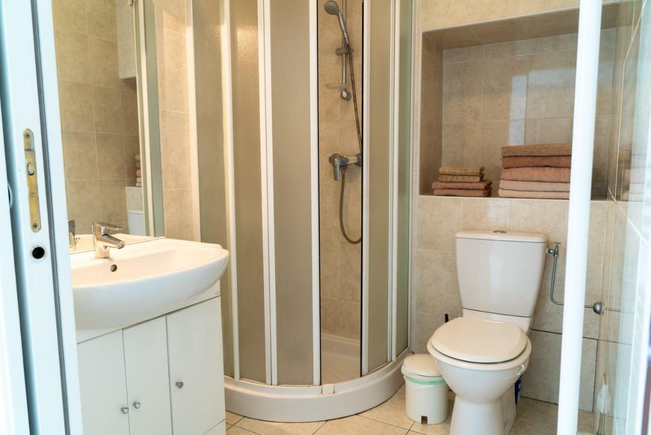 Top Floor Apartment Santa Barbara Ница Екстериор снимка