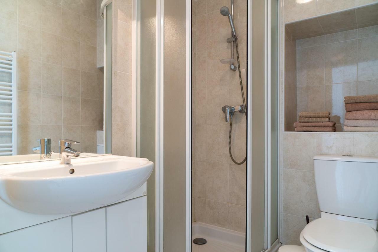 Top Floor Apartment Santa Barbara Ница Екстериор снимка